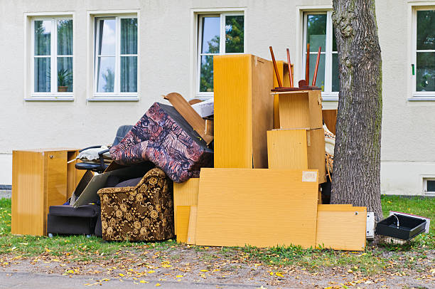 Best Yard Waste Removal  in Quinlan, TX